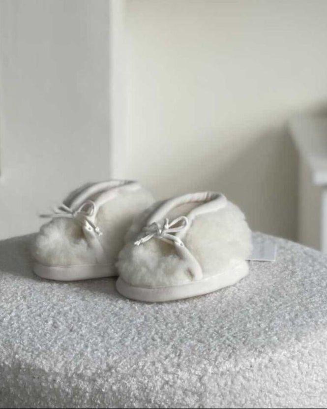 WOOL SHOES