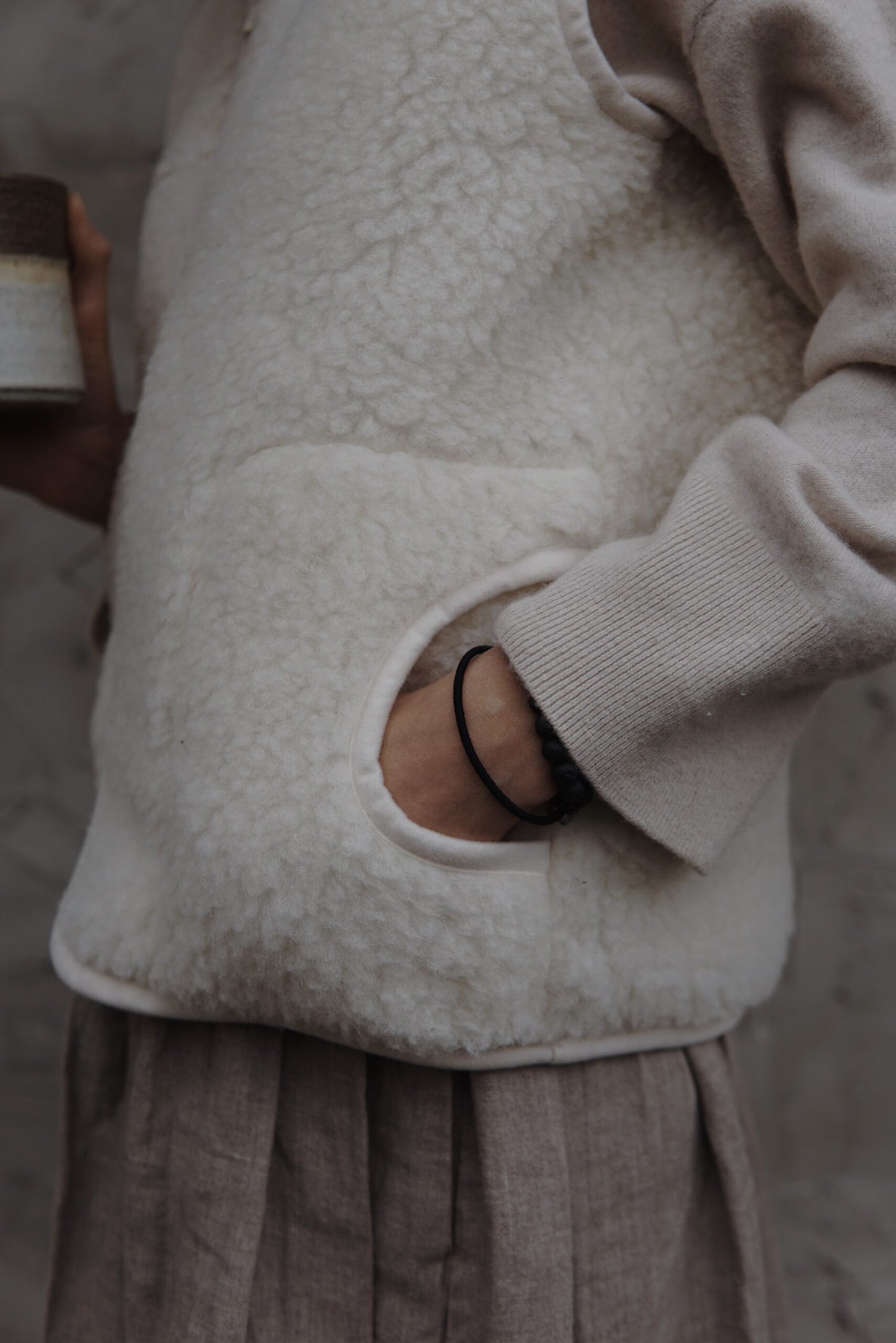 WOMEN'S WOOL VEST