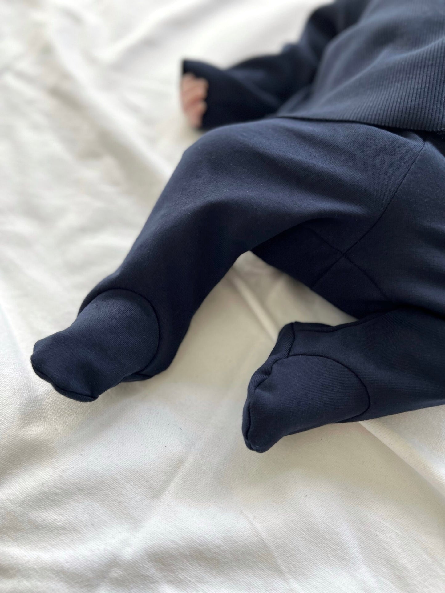 FOOTED PANTS