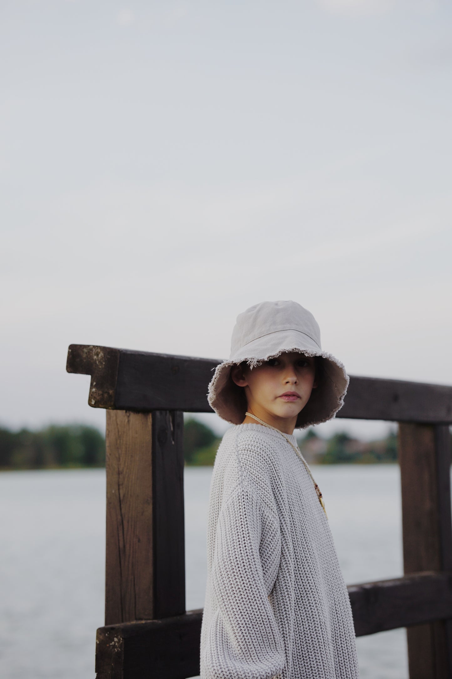 BUCKET HAT