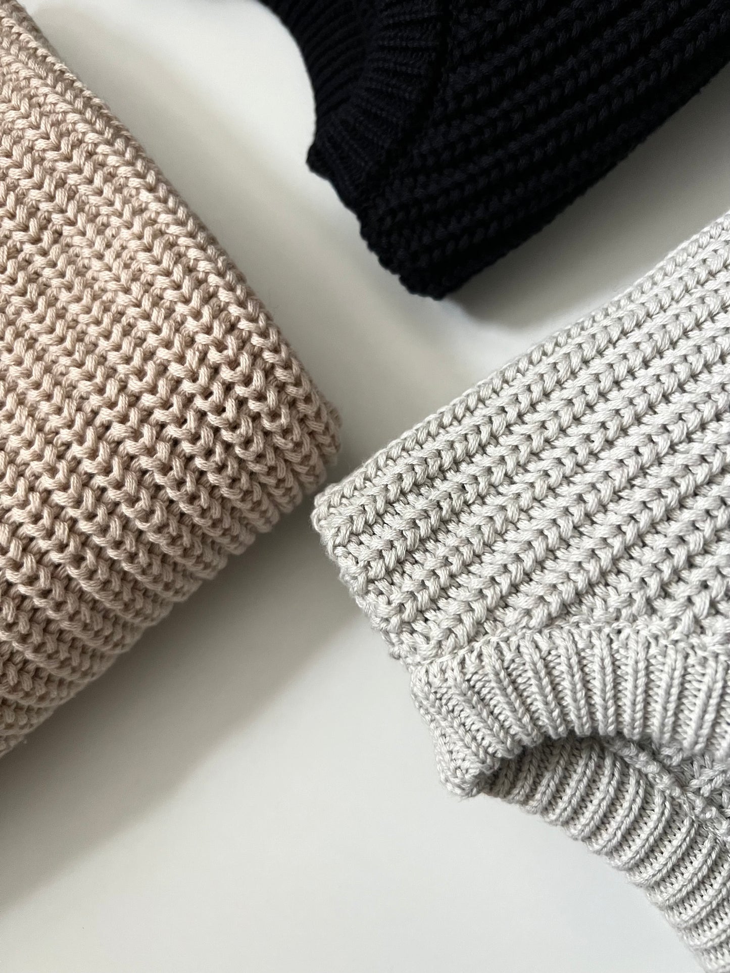 WOMEN'S COTTON SWEATER
