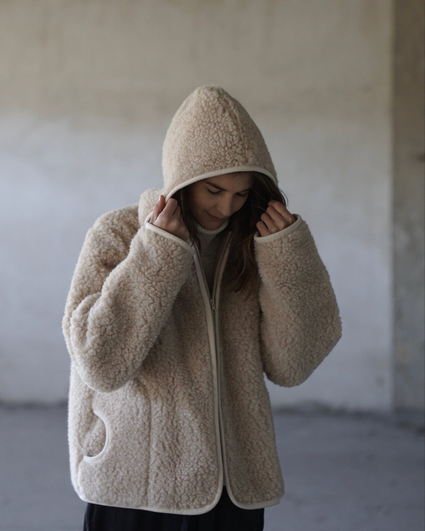 WOMEN'S WOOL COAT