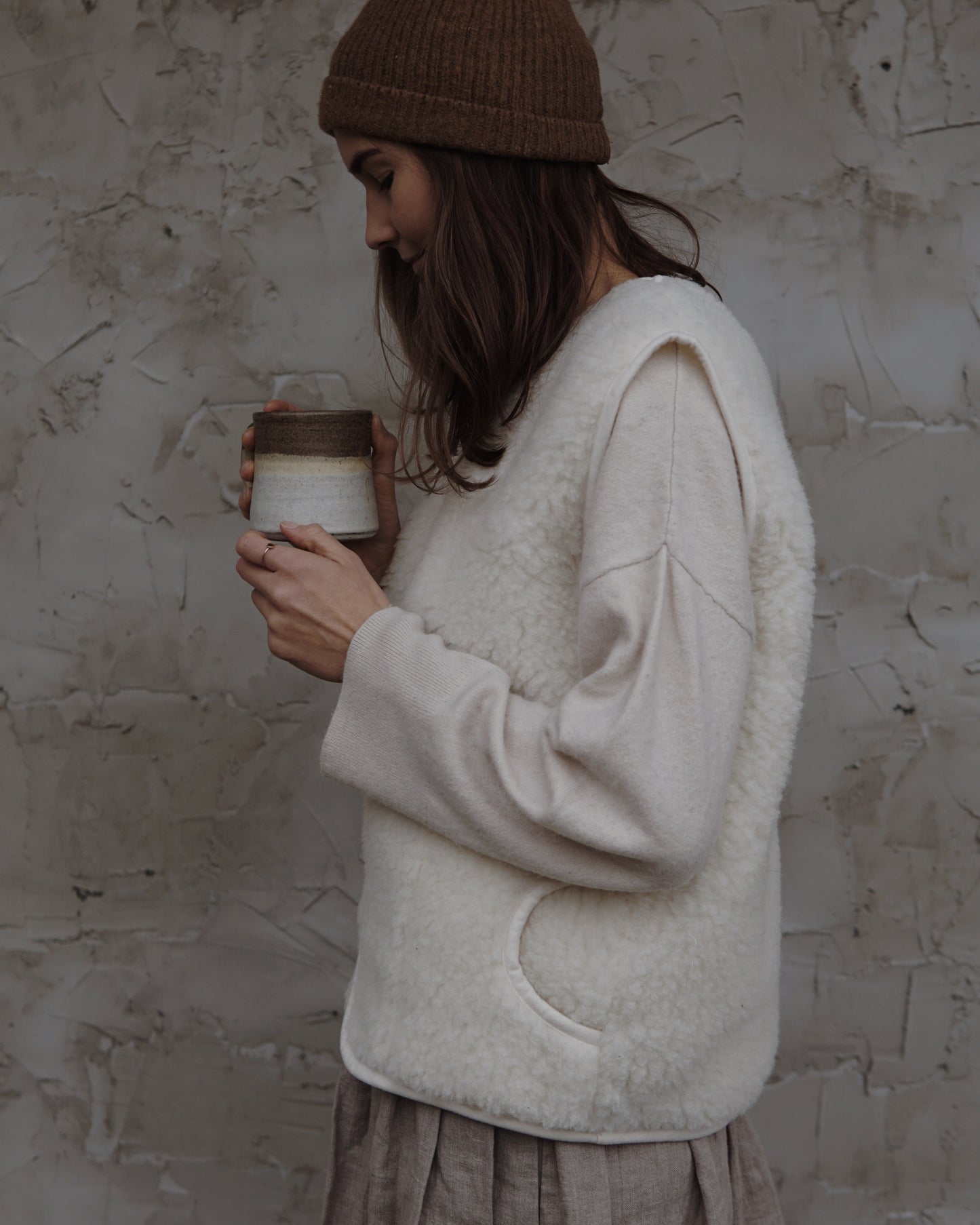 WOMEN'S WOOL VEST