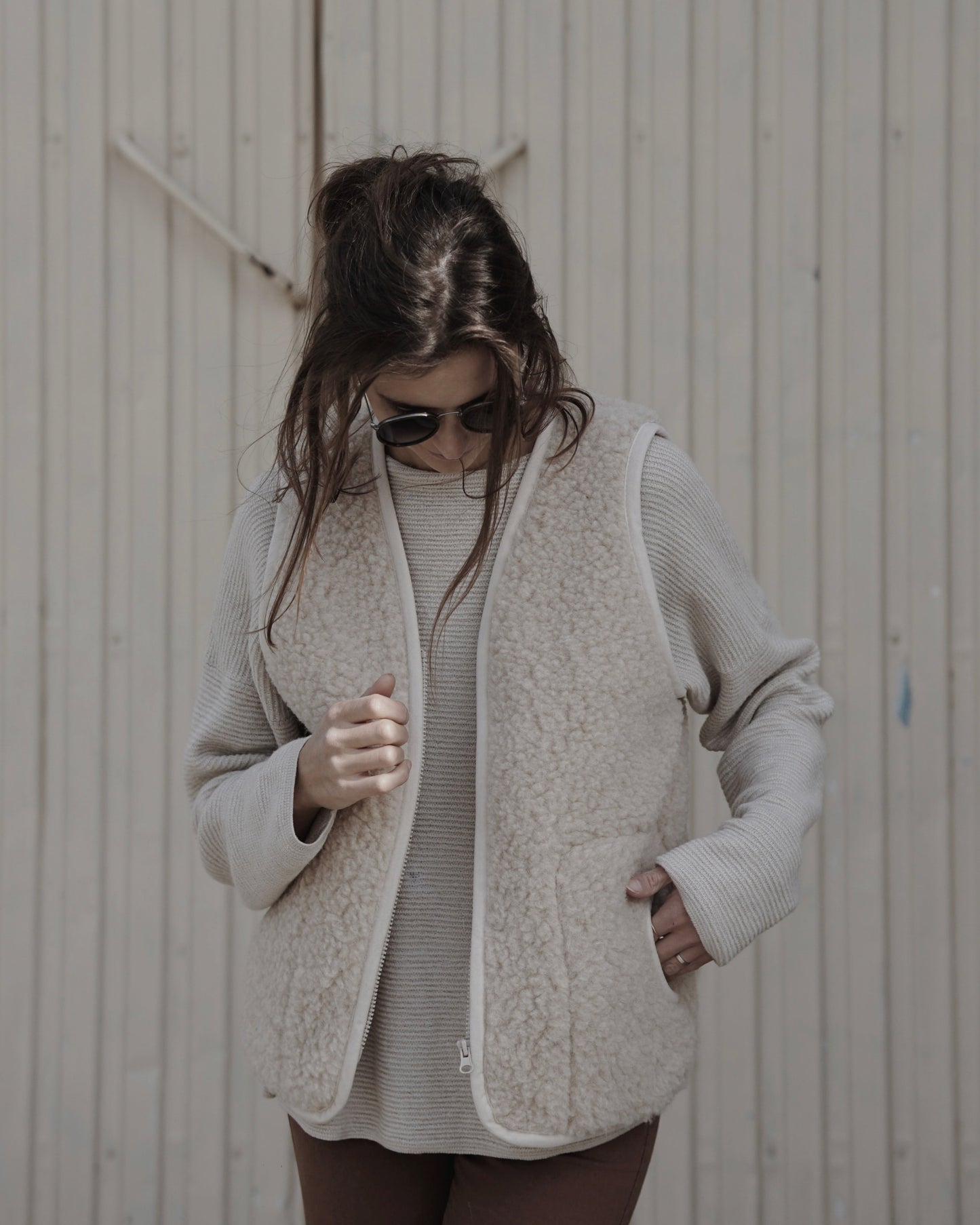 WOMEN'S WOOL VEST