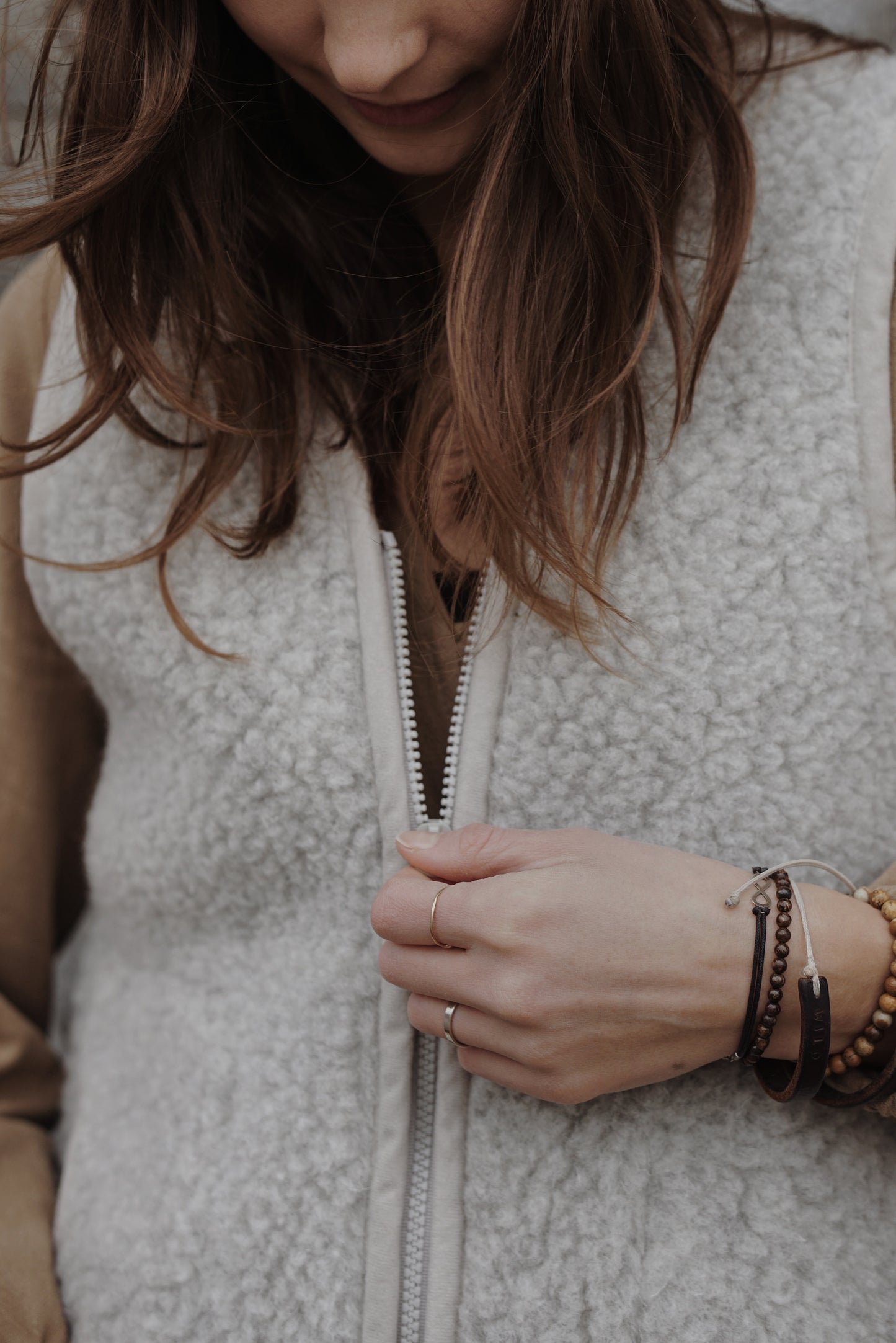 WOMEN'S WOOL VEST