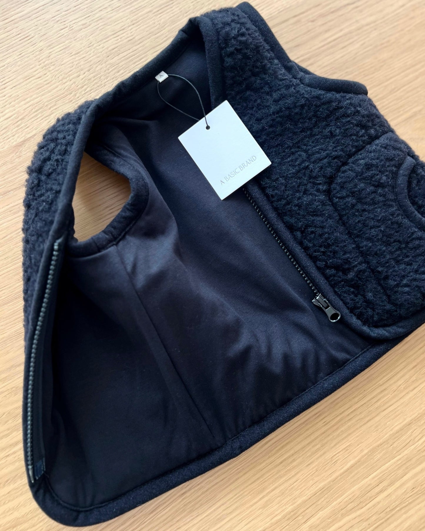 WOOL VEST WITH LINING