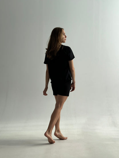 WOMEN'S TSHIRT