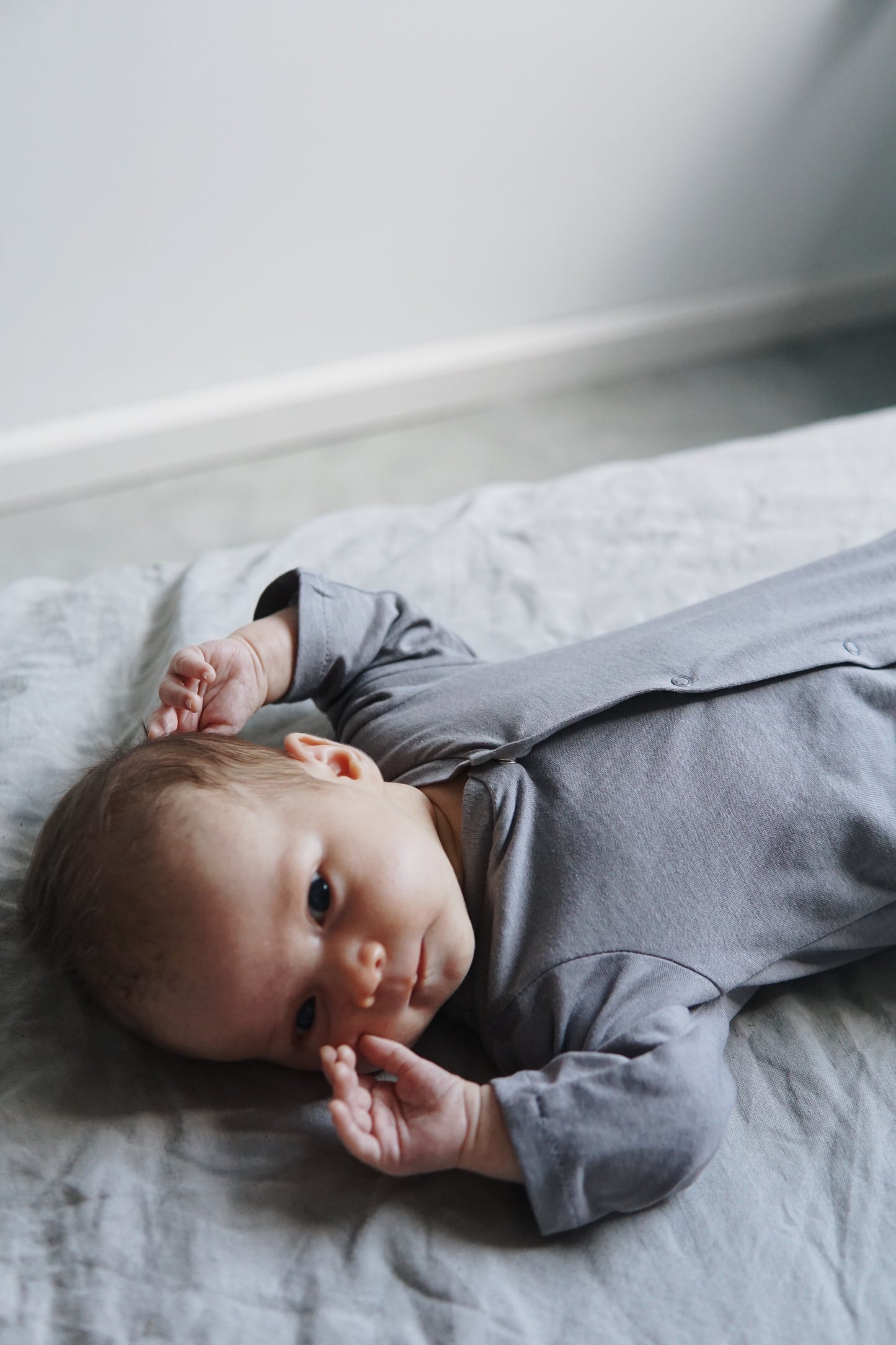 BABYSUIT LIGHT