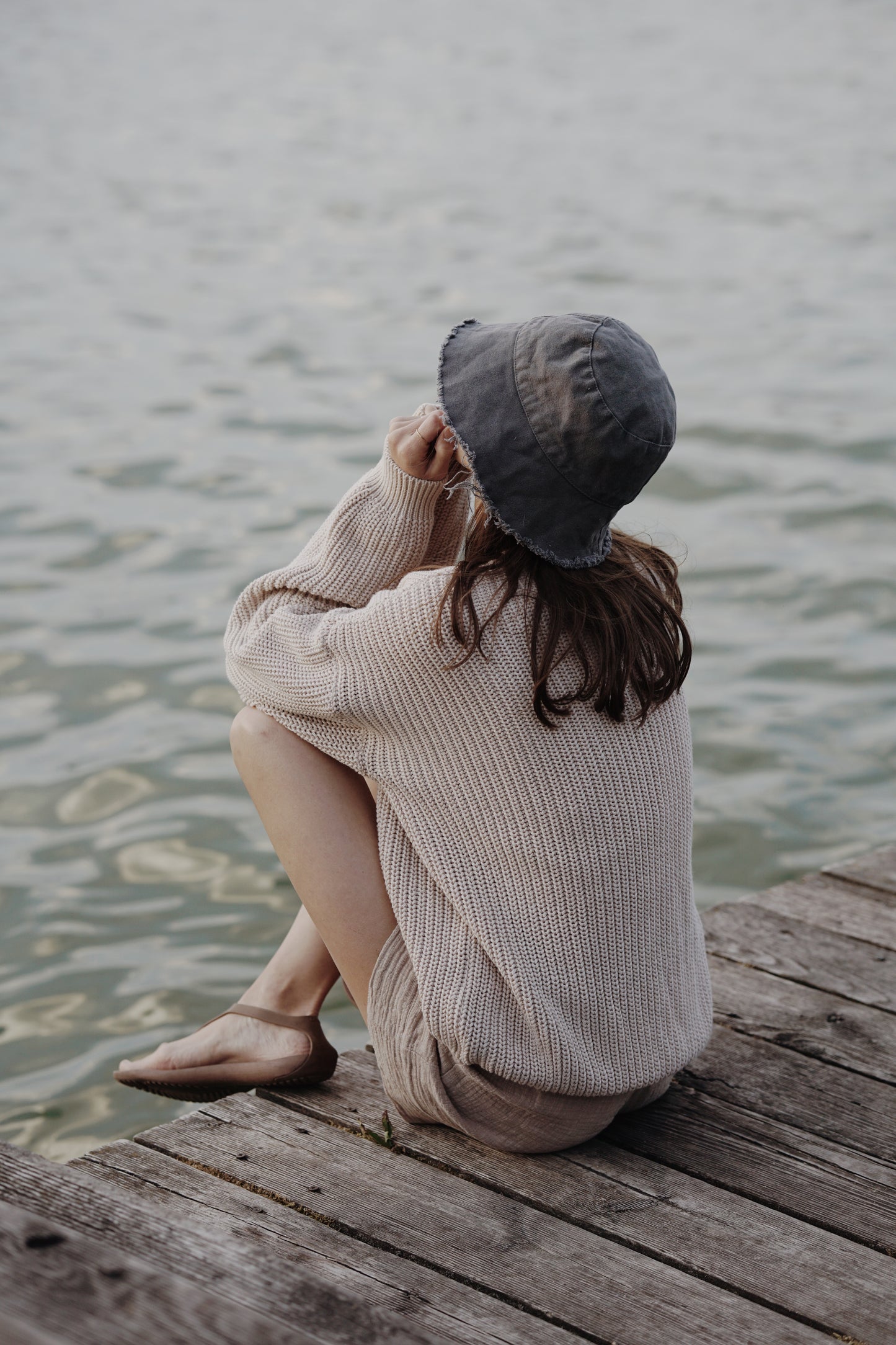 WOMEN BUCKET HAT