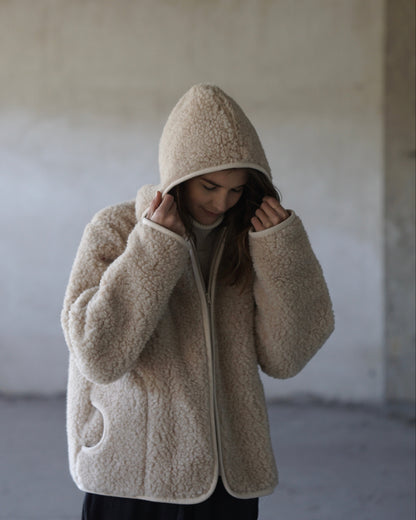 WOMEN'S WOOL COAT