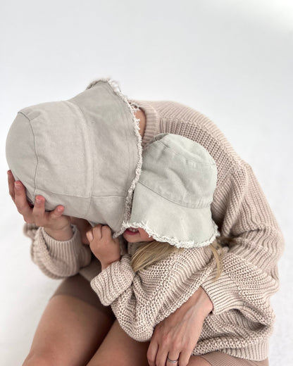 WOMEN'S BUCKET HAT